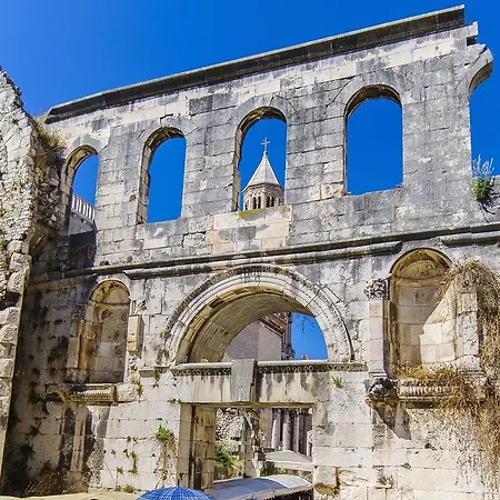 Wild Rose Konukevi Split